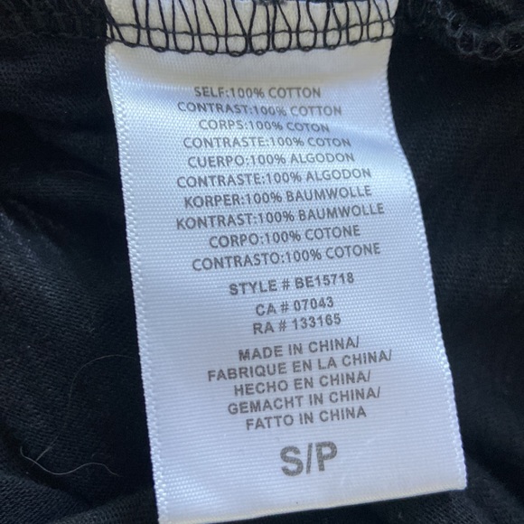 Anthropologie Black Lace Overlay Blouse Excellent like new Condition Si… - Picture 8 of 8